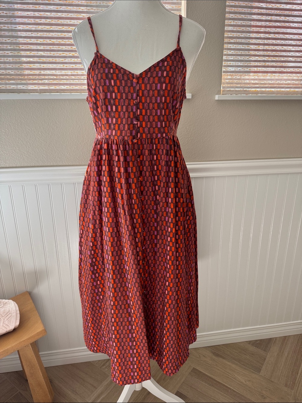 Universal Thread Red and Orange Geometric Midi Dress